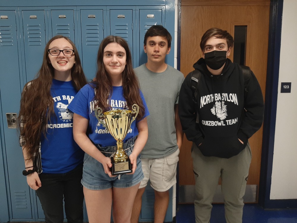 Quiz Bowl Team Finishes School Year Strong