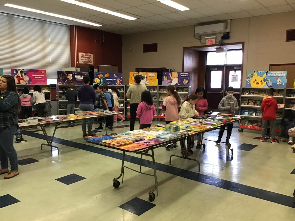 Spring Book Fair at Belmont | Belmont Elementary