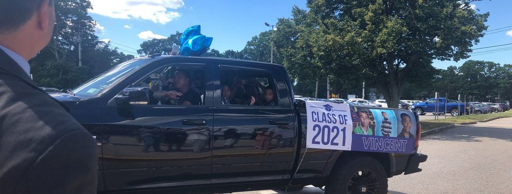 WED 5th Grade Graduates Car Parade